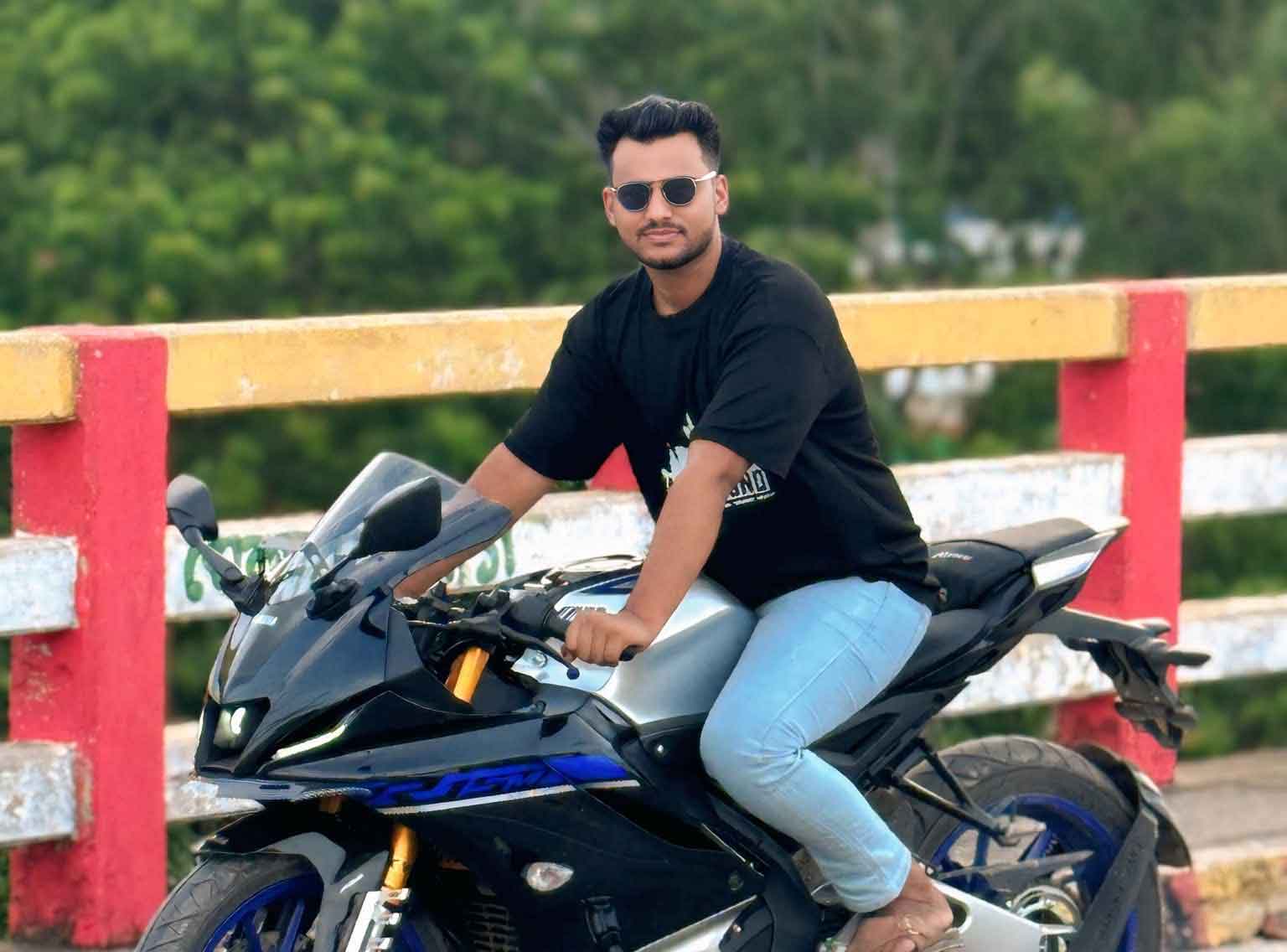 Roman Hasan Sourab - About Photo